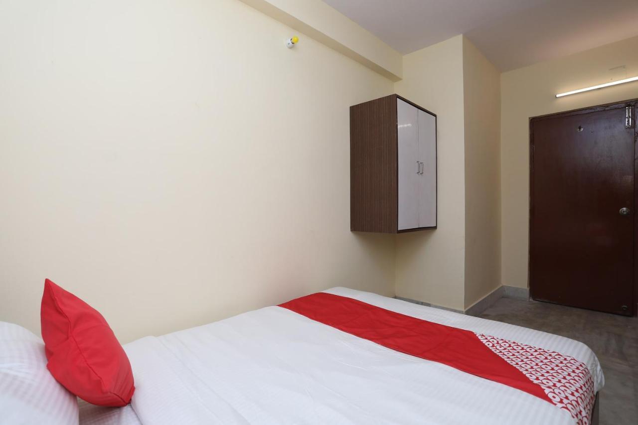 Hotel Oyo 14633 Lakeview 3*